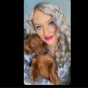 Meet your Posher, Renee